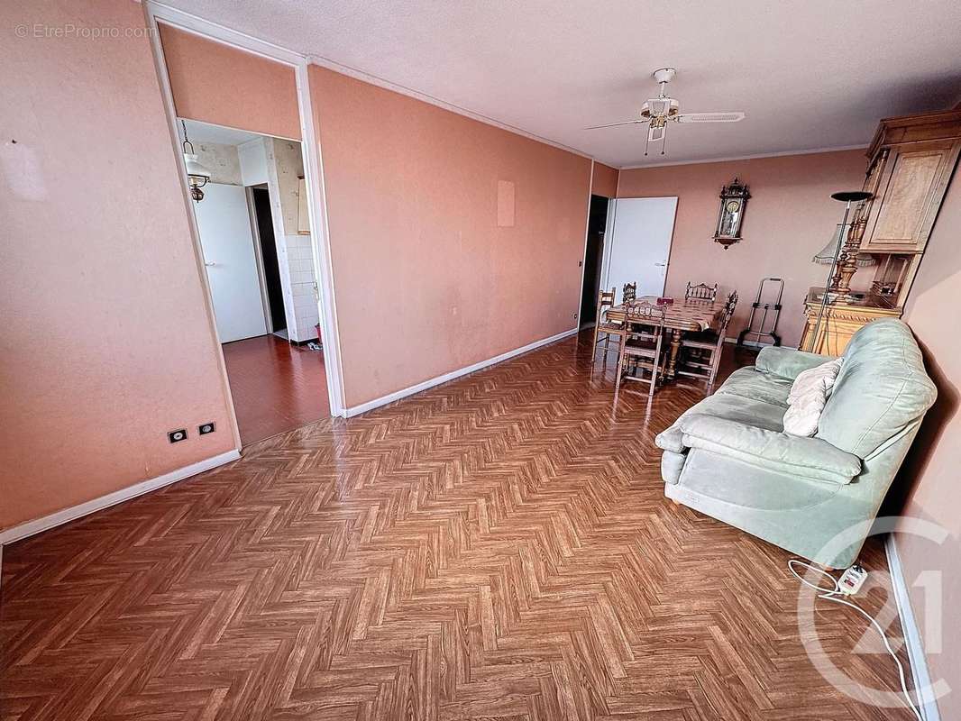 Appartement à LYON-8E