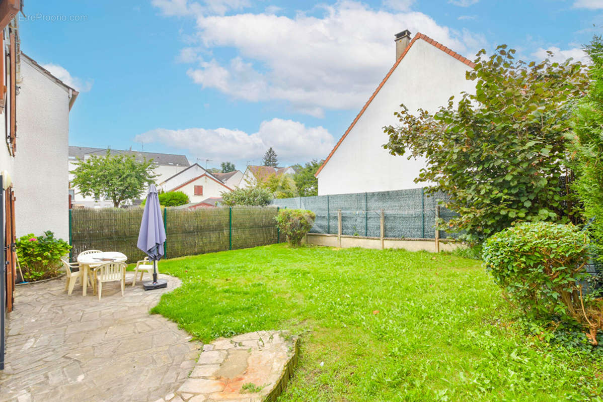 Maison à BRIE-COMTE-ROBERT