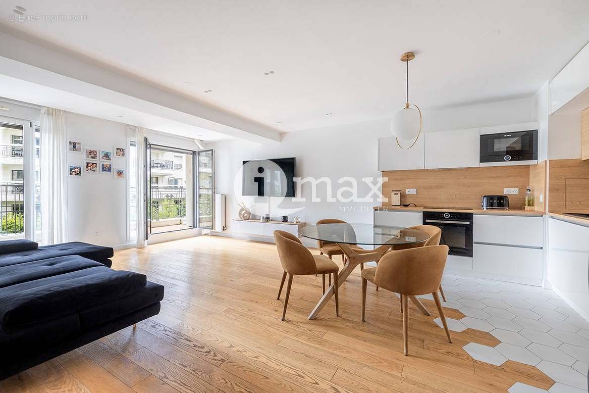 Appartement à LEVALLOIS-PERRET