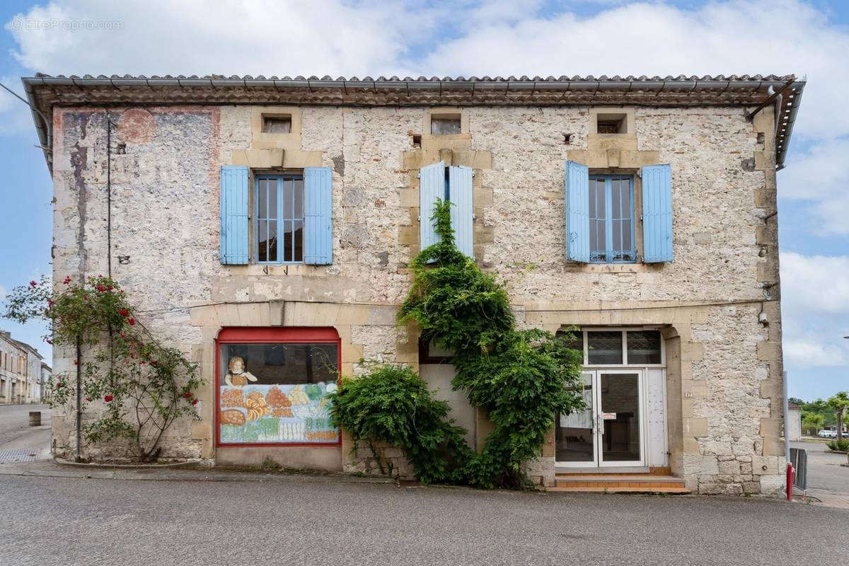 Maison à BOURG-DE-VISA