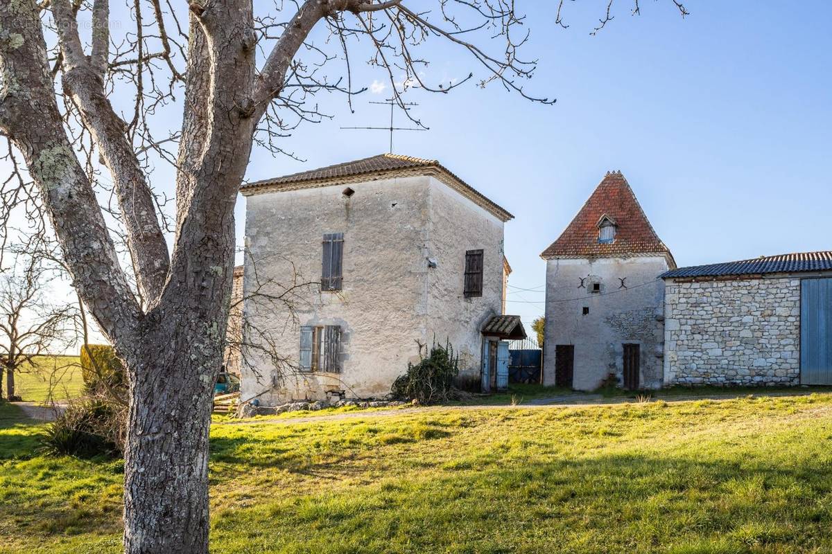 Maison à BOURG-DE-VISA