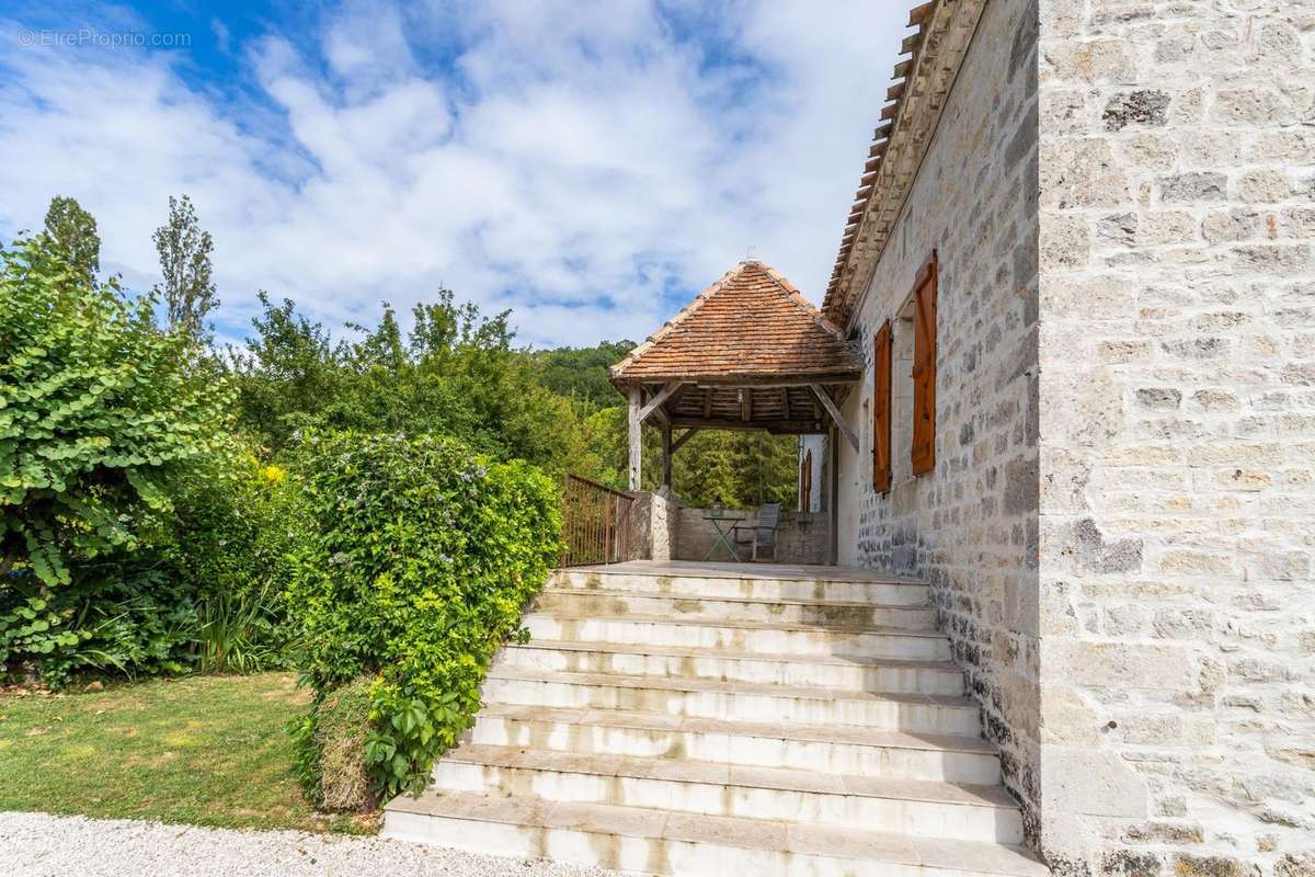 Maison à BAGAT-EN-QUERCY