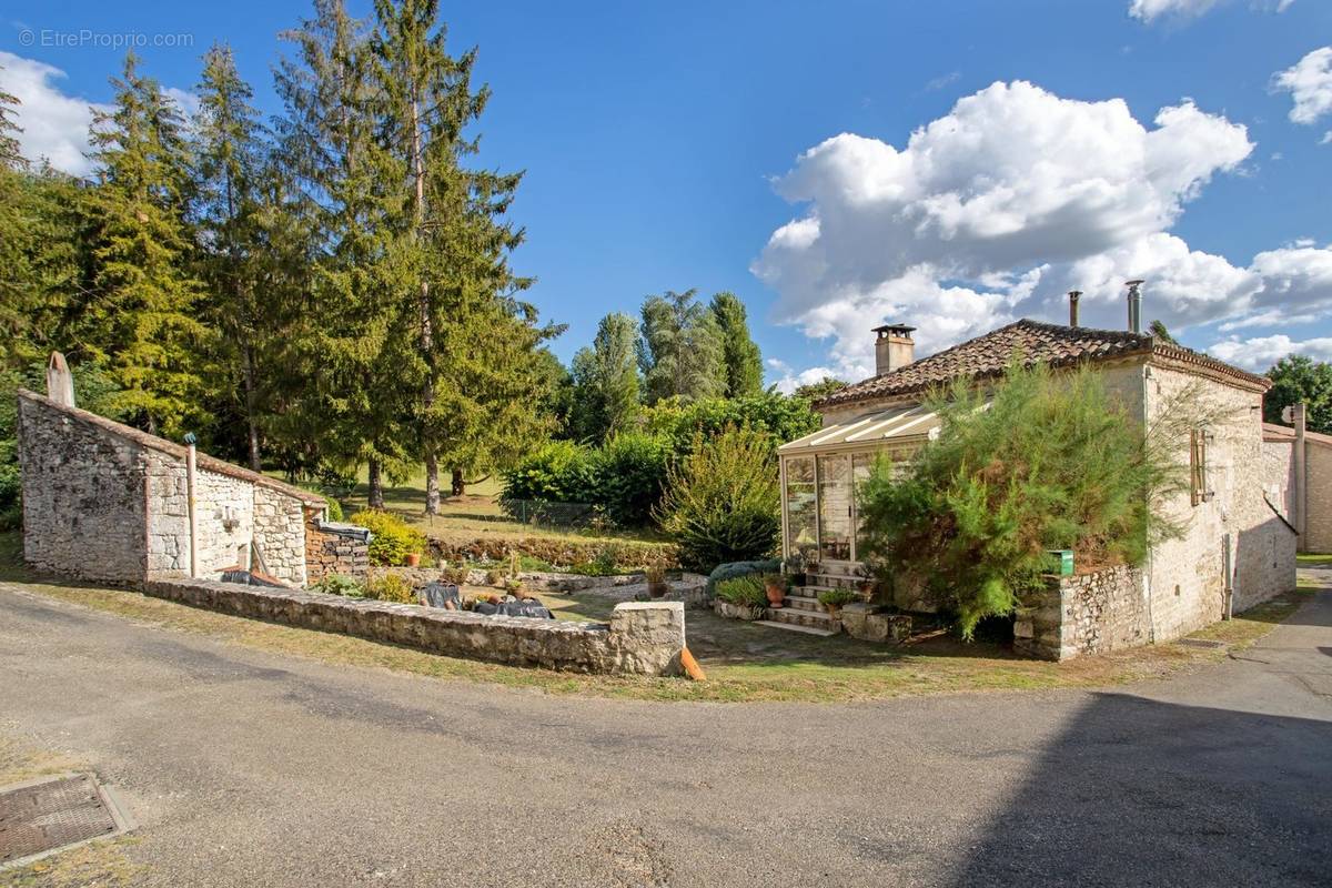 Maison à BAGAT-EN-QUERCY