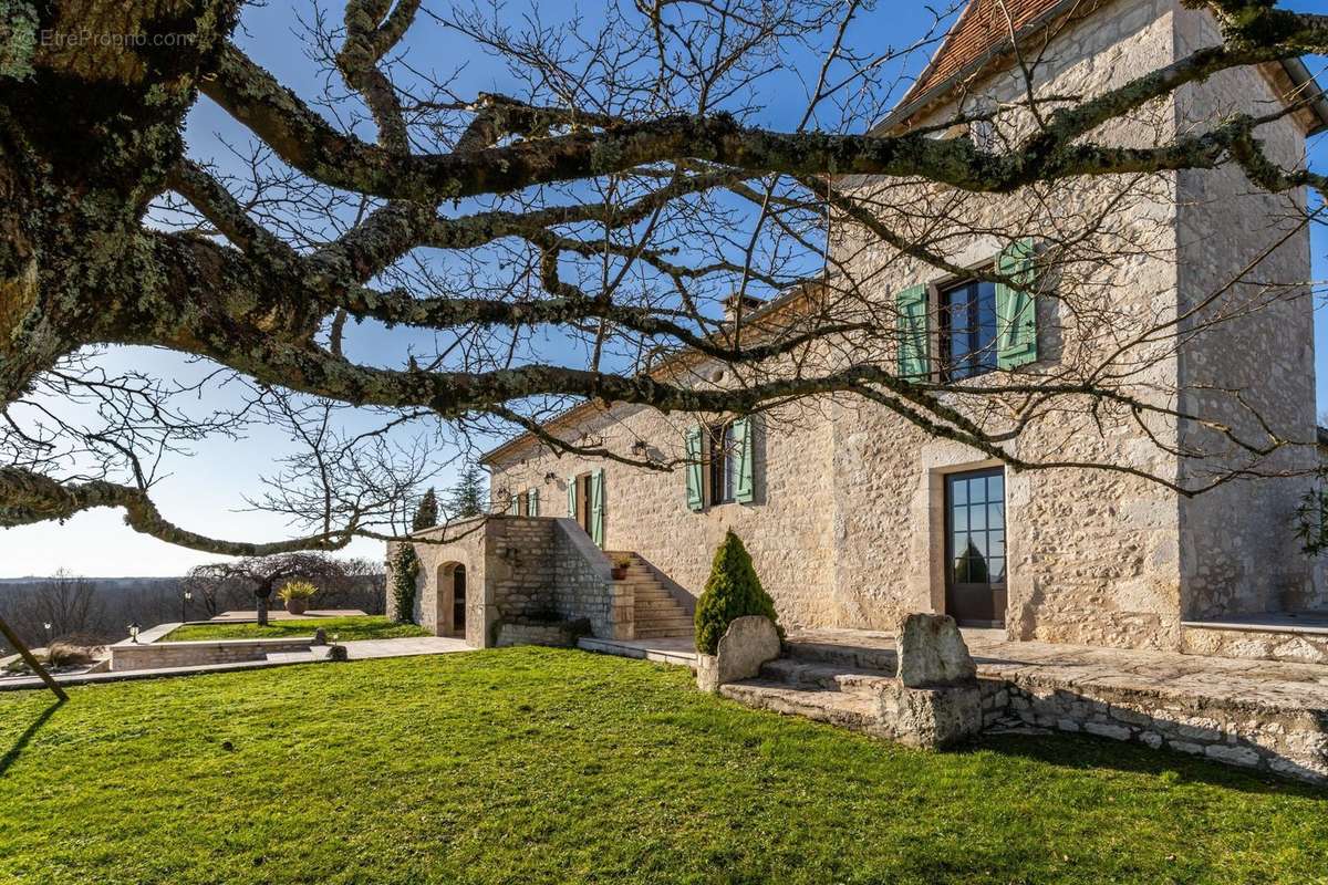 Maison à BAGAT-EN-QUERCY