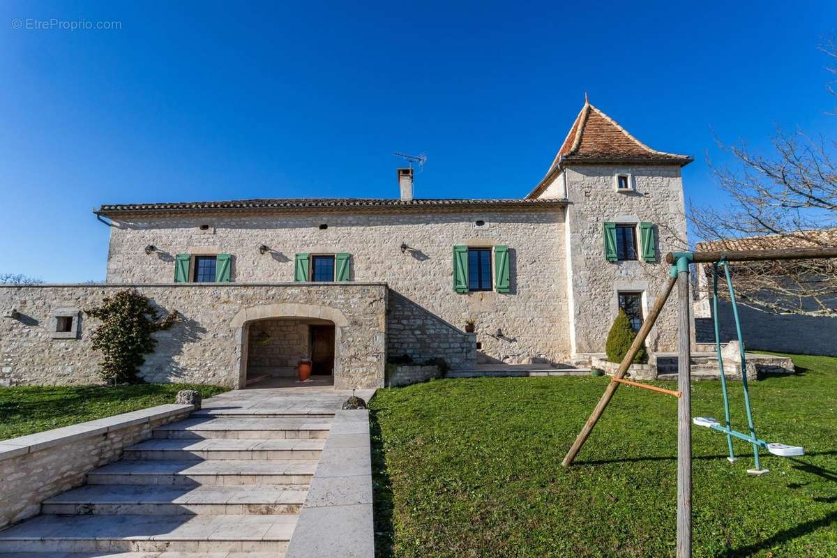 Maison à BAGAT-EN-QUERCY