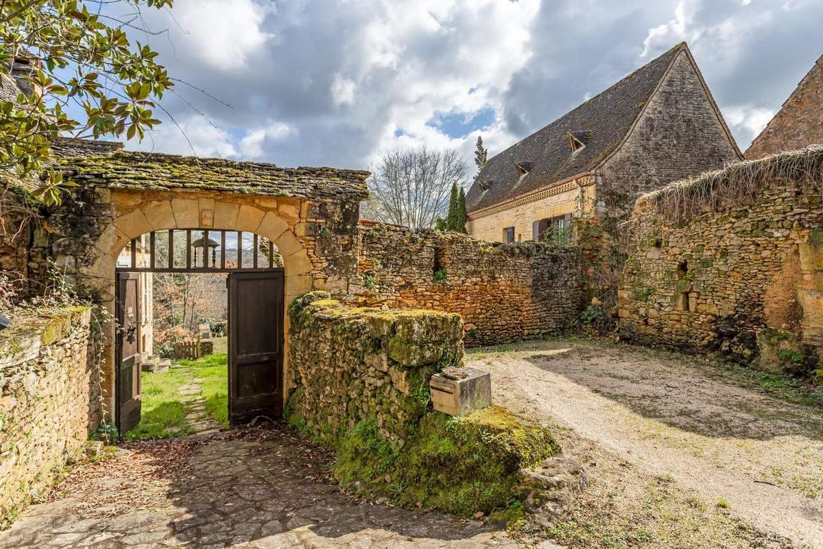 Maison à SAINT-CYPRIEN