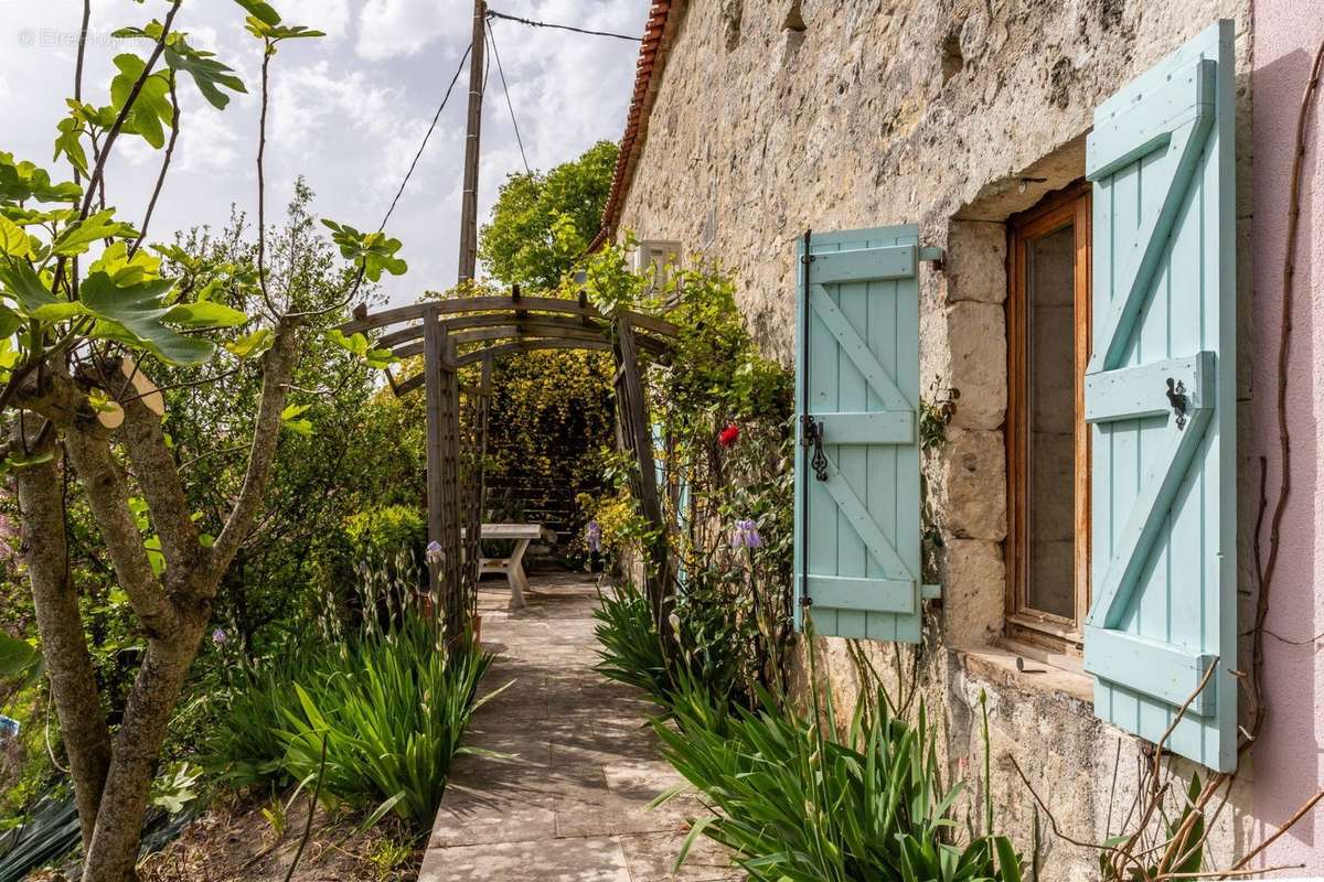 Maison à LAUZERTE