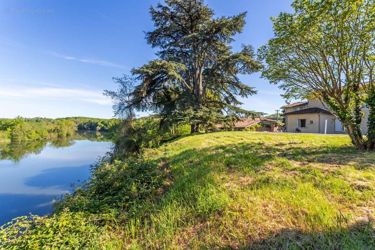 Maison à VILLENEUVE-SUR-LOT