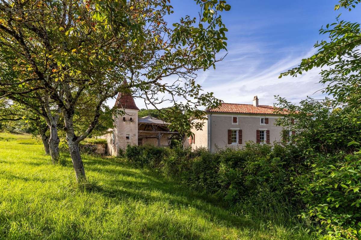 Maison à BRASSAC