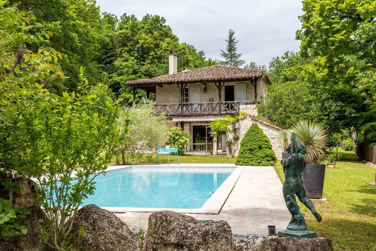 Maison à BAGAT-EN-QUERCY