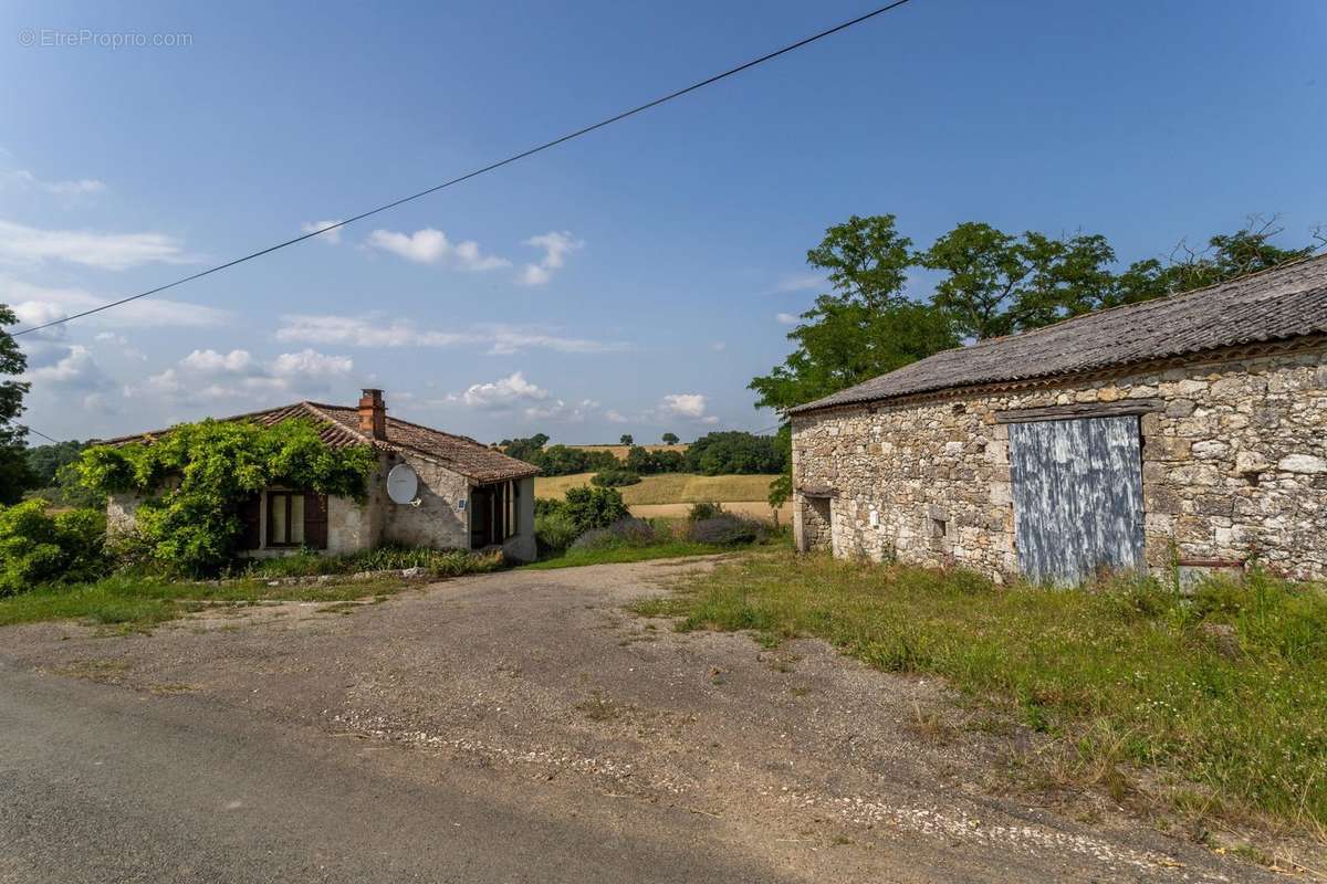 Maison à DONDAS