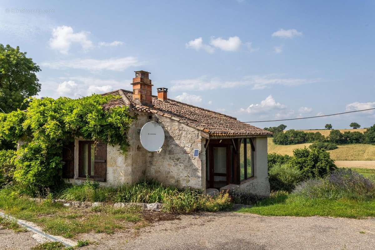 Maison à DONDAS