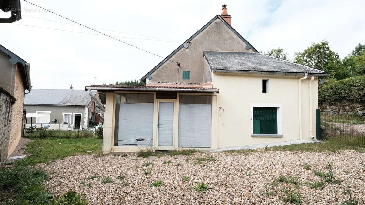 Maison à ARLEUF