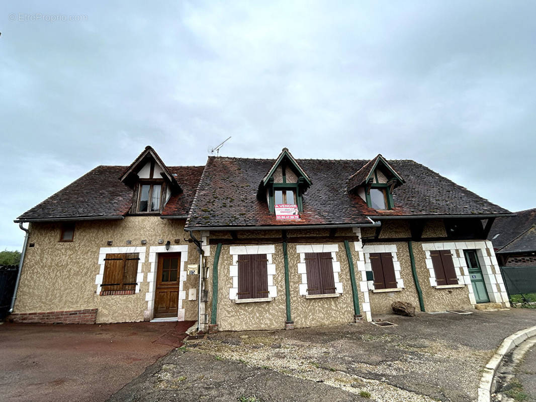 Maison à AUXERRE