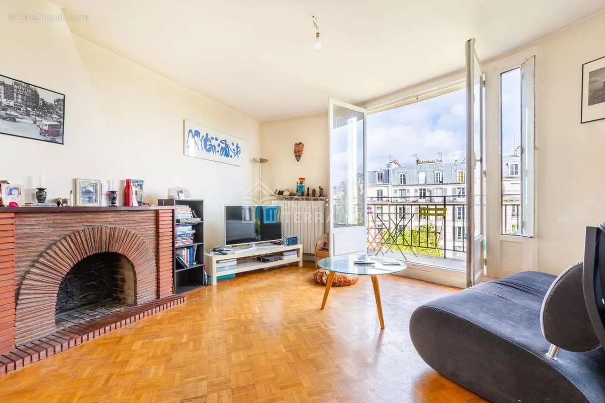 Appartement à PARIS-12E