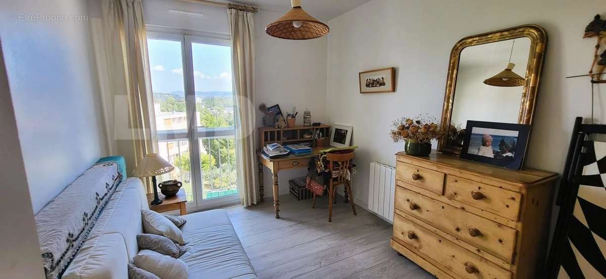 Appartement à MARSEILLE-12E