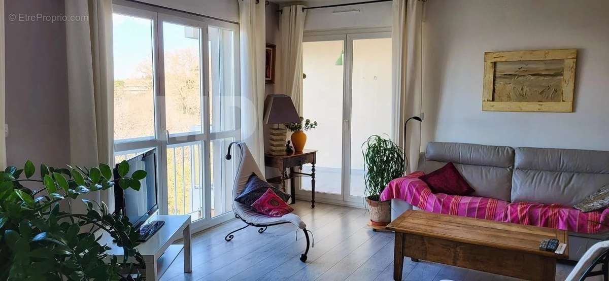 Appartement à MARSEILLE-12E