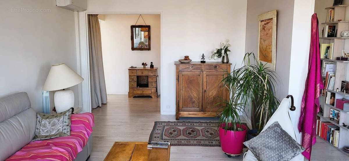 Appartement à MARSEILLE-12E