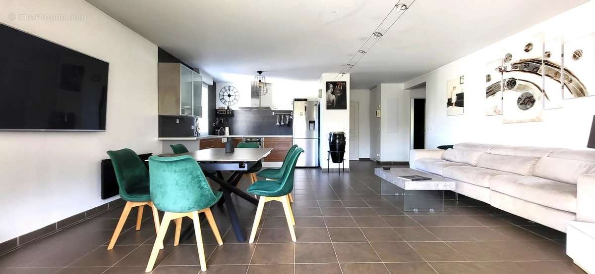 Appartement à MARSEILLE-9E