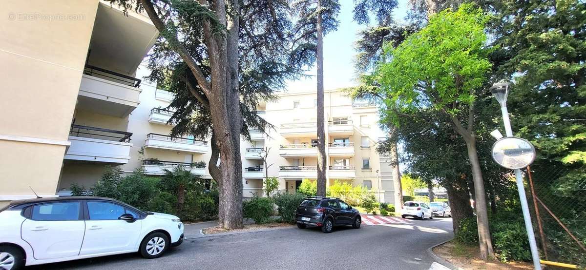 Appartement à MARSEILLE-9E