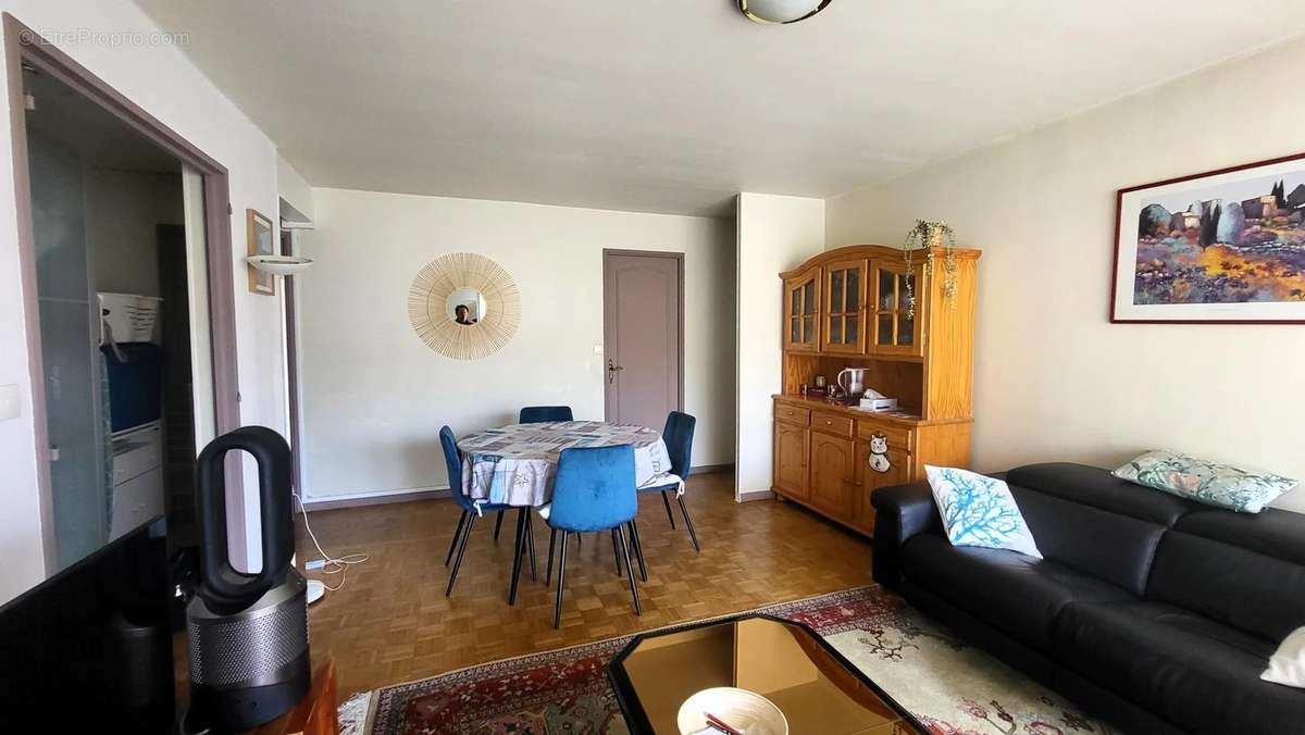 Appartement à MARSEILLE-12E