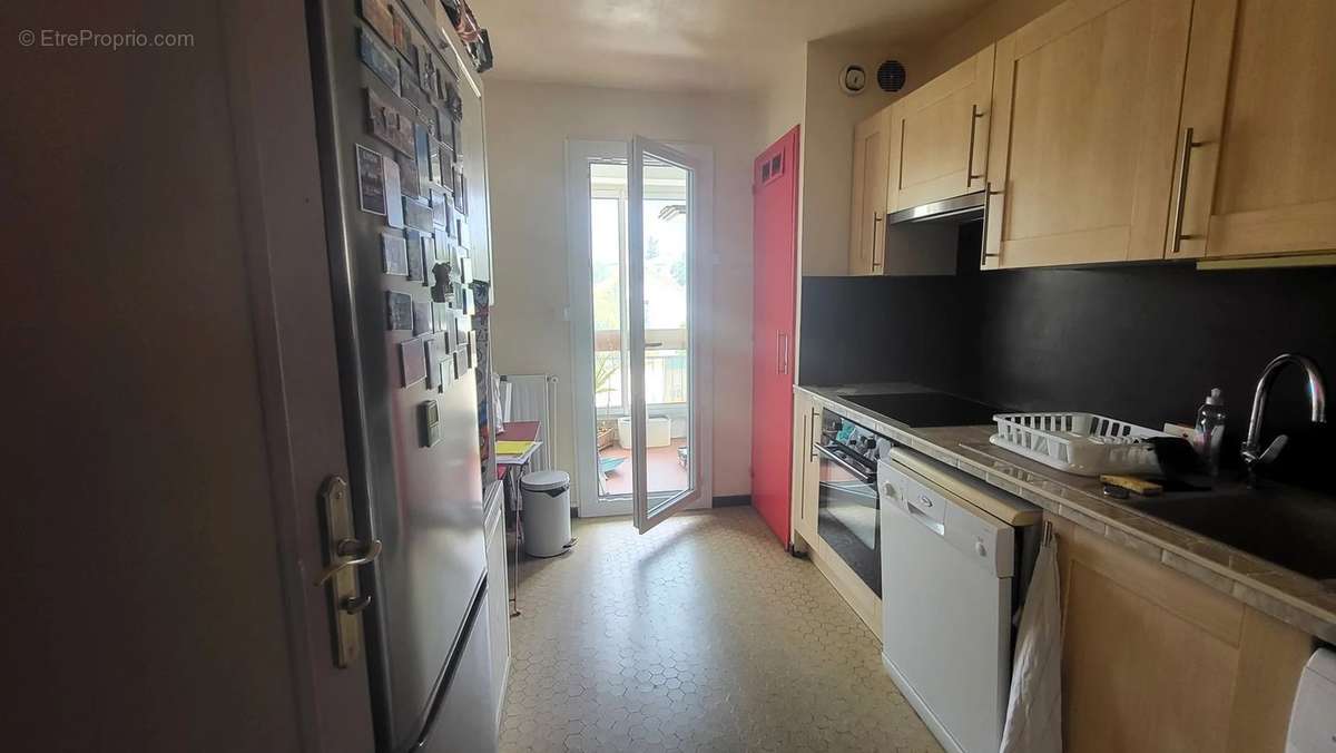 Appartement à MARSEILLE-12E