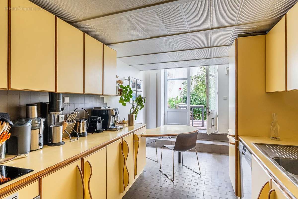 Appartement à PARIS-4E