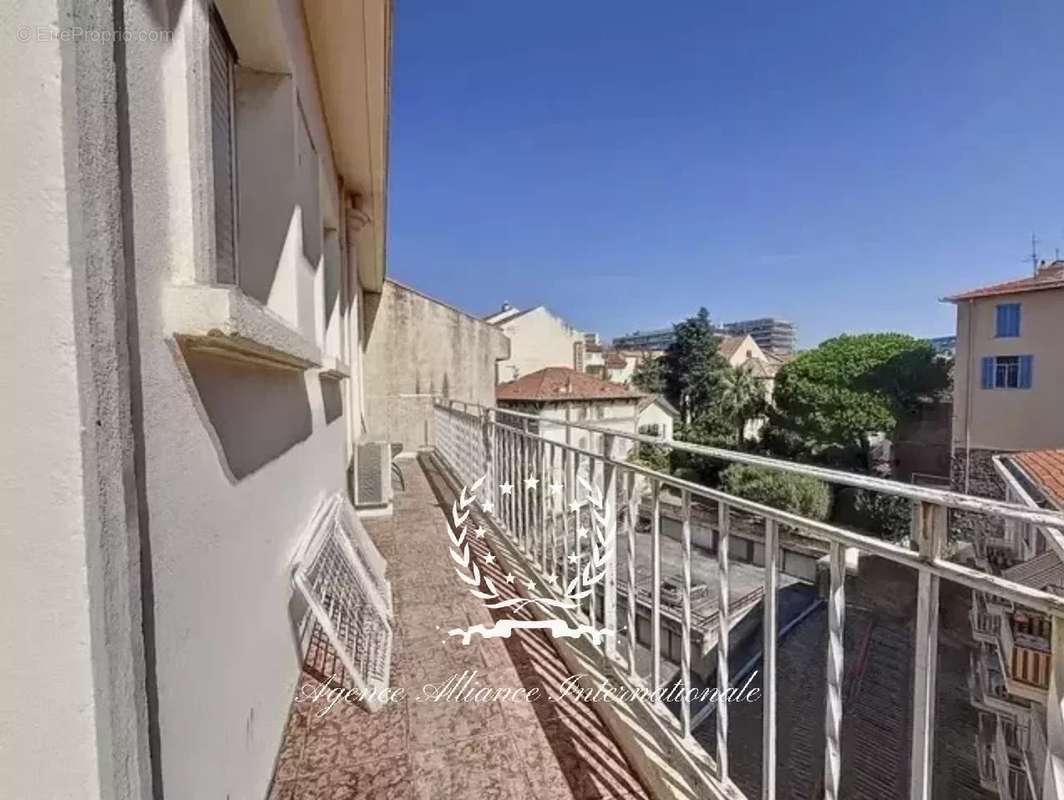 Appartement à CANNES