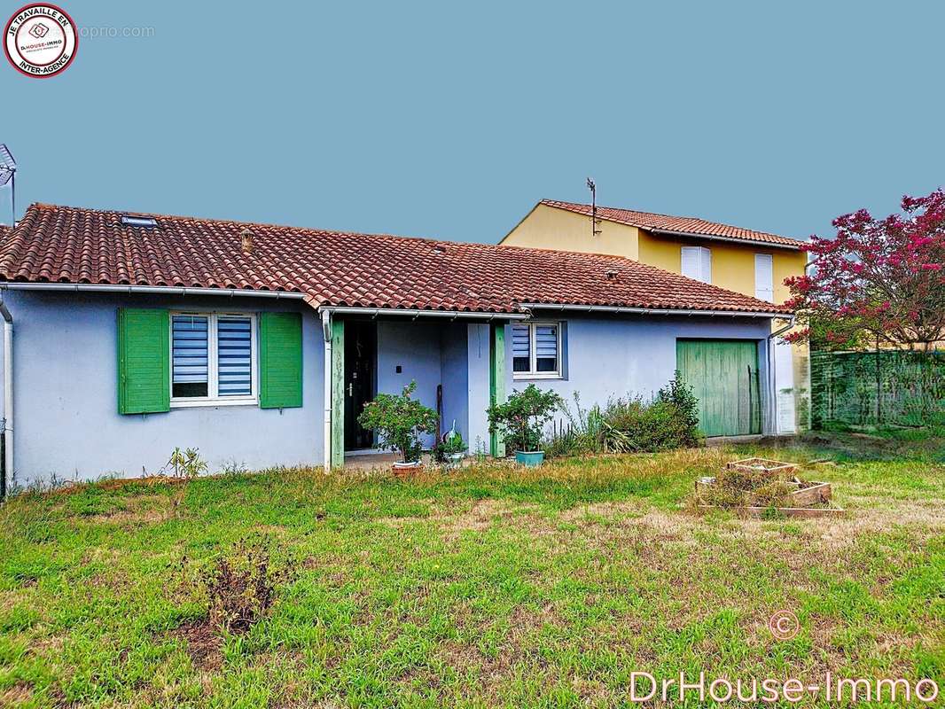 Maison à ETAULIERS