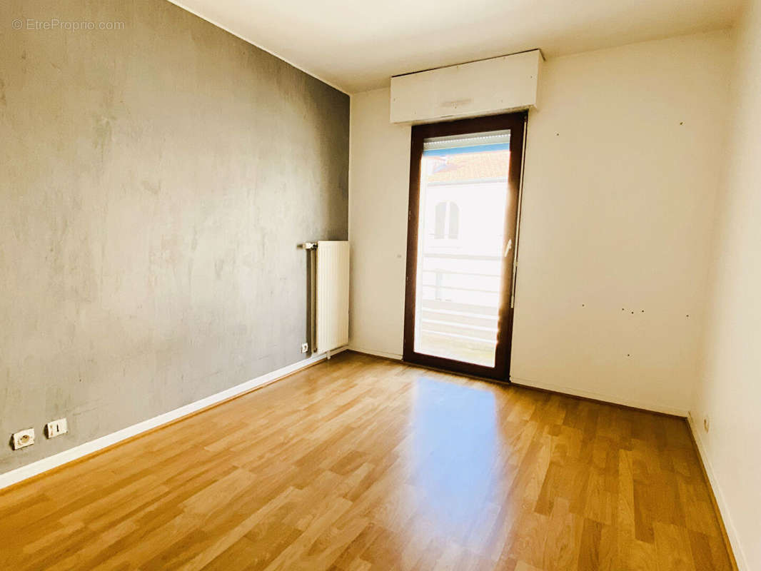 Appartement à PARIS-20E