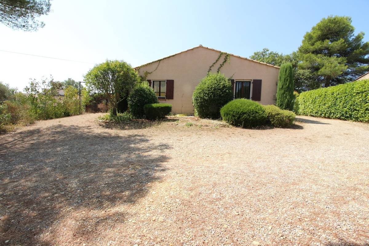 Maison à ESPARRON-DE-VERDON