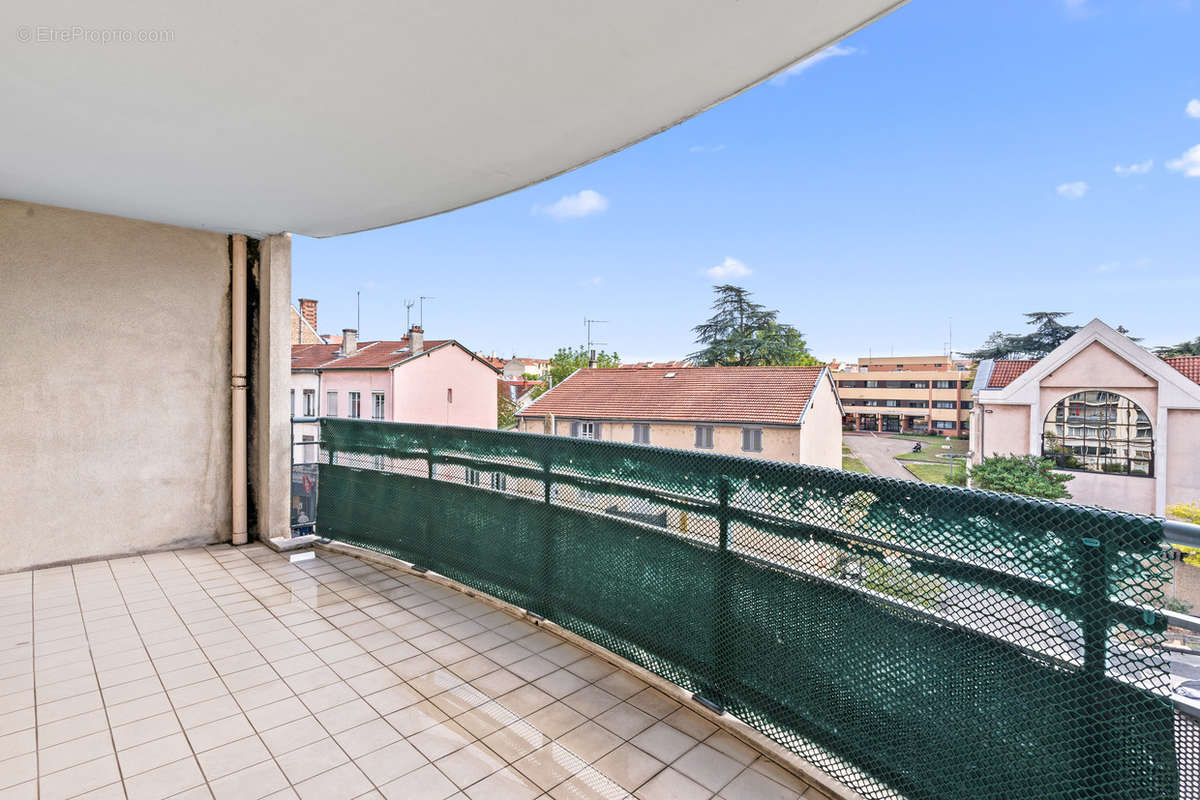 Appartement à VILLEURBANNE