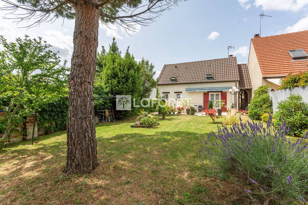 Maison à VIRY-CHATILLON