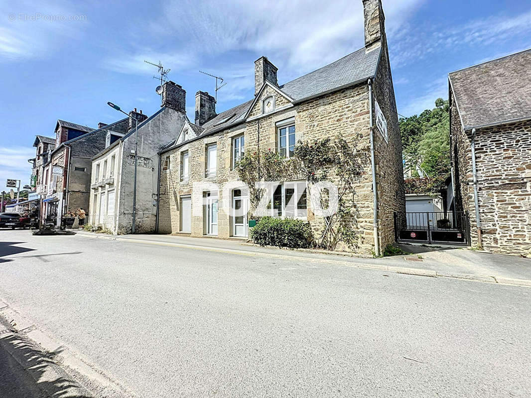 Maison à SAINT-JEAN-LE-THOMAS