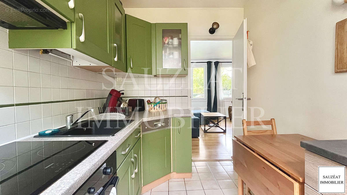 Appartement à MONTROUGE