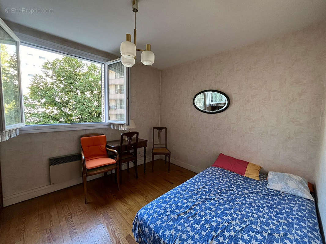 Appartement à LYON-8E