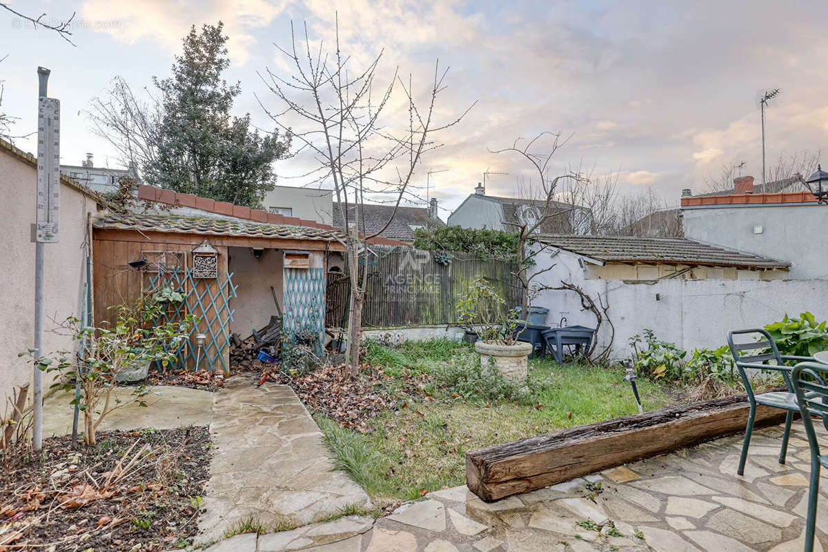 Maison à NANTERRE