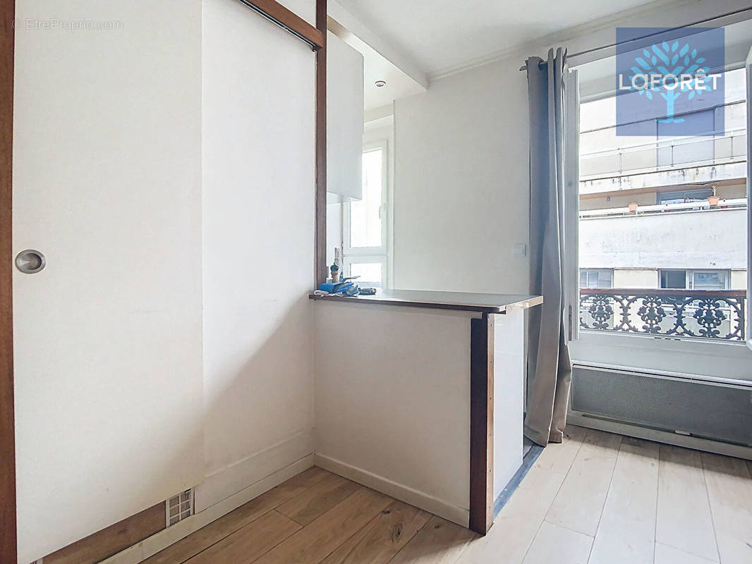 Appartement à PARIS-15E