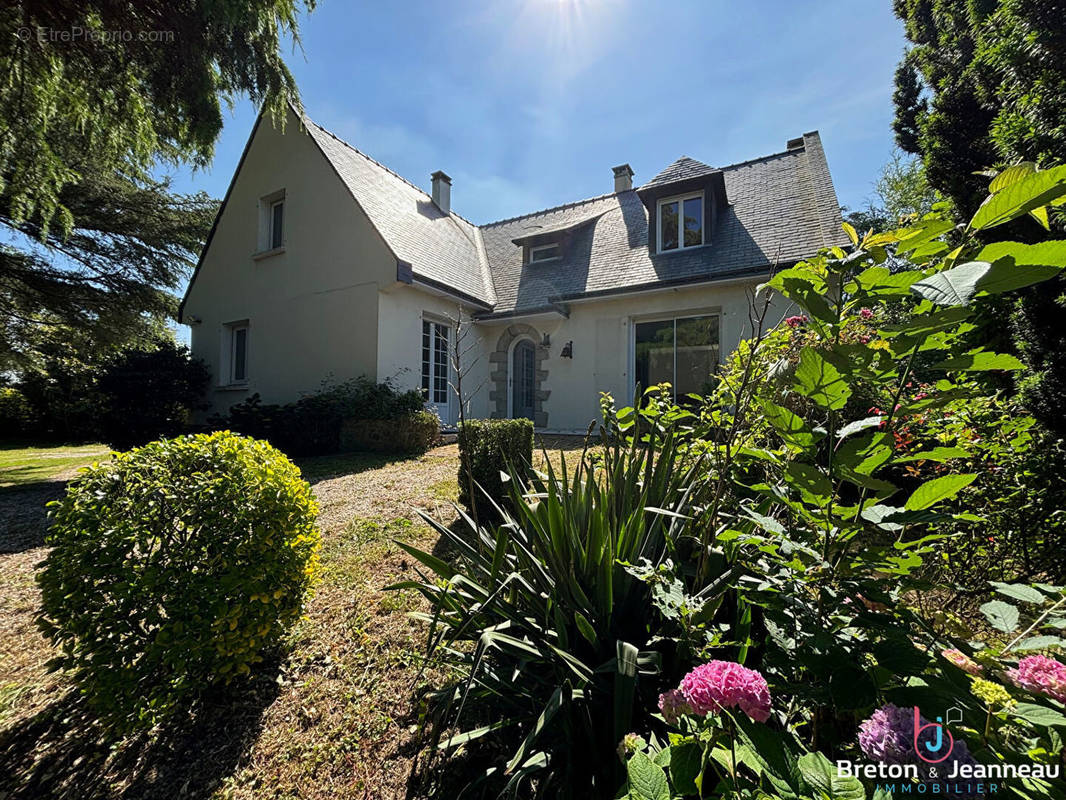 Maison à CHATEAU-GONTIER