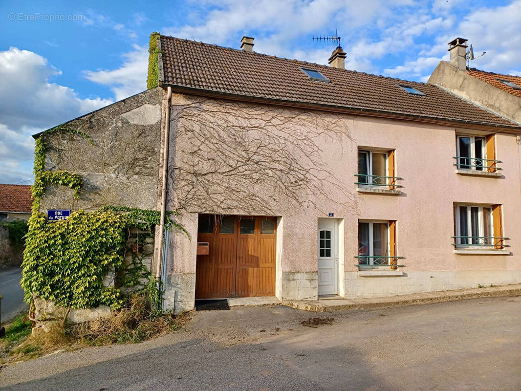 Maison à SAACY-SUR-MARNE