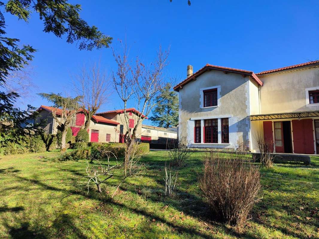 Maison à CASTRES