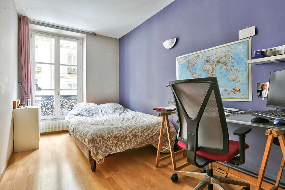 Appartement à PARIS-11E