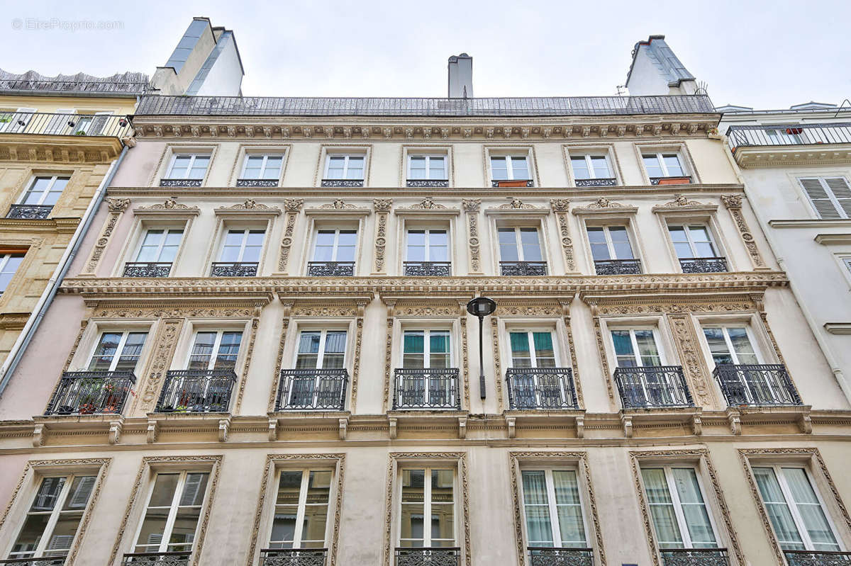 Appartement à PARIS-11E