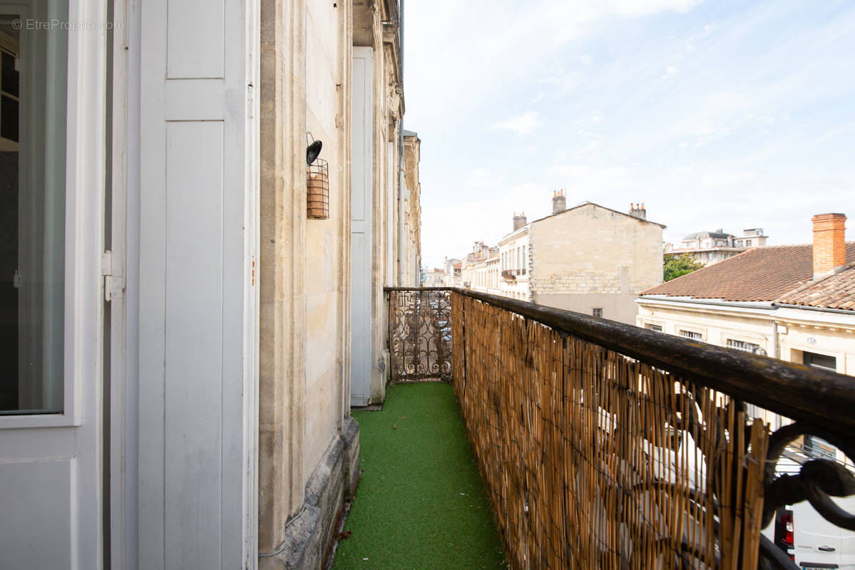 Appartement à BORDEAUX