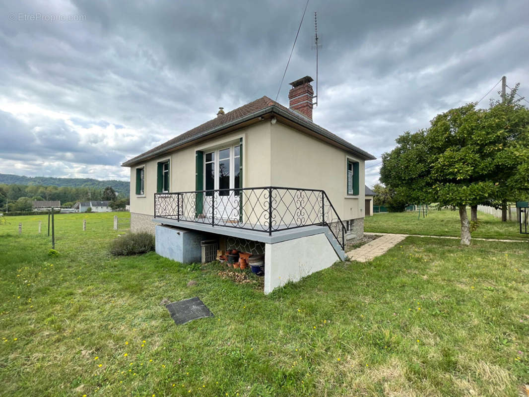 Maison à JUMIEGES