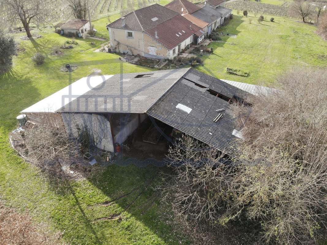 Maison à SAINT-BONNET-SUR-GIRONDE