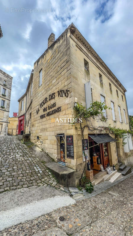 Appartement à SAINT-EMILION