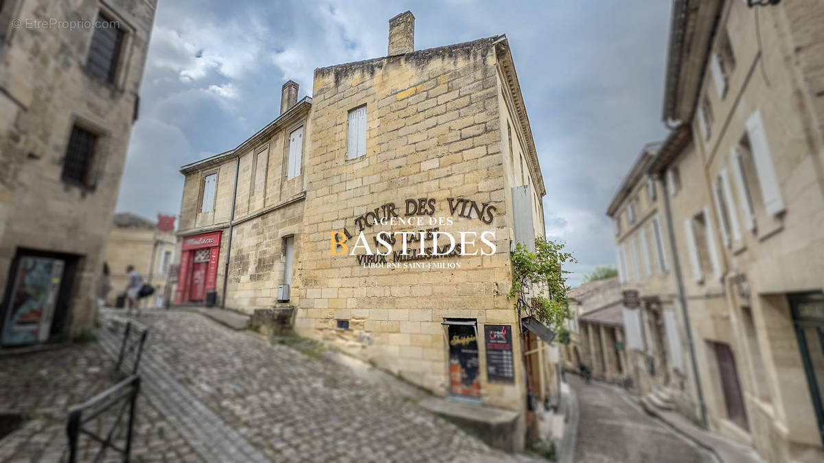 Appartement à SAINT-EMILION