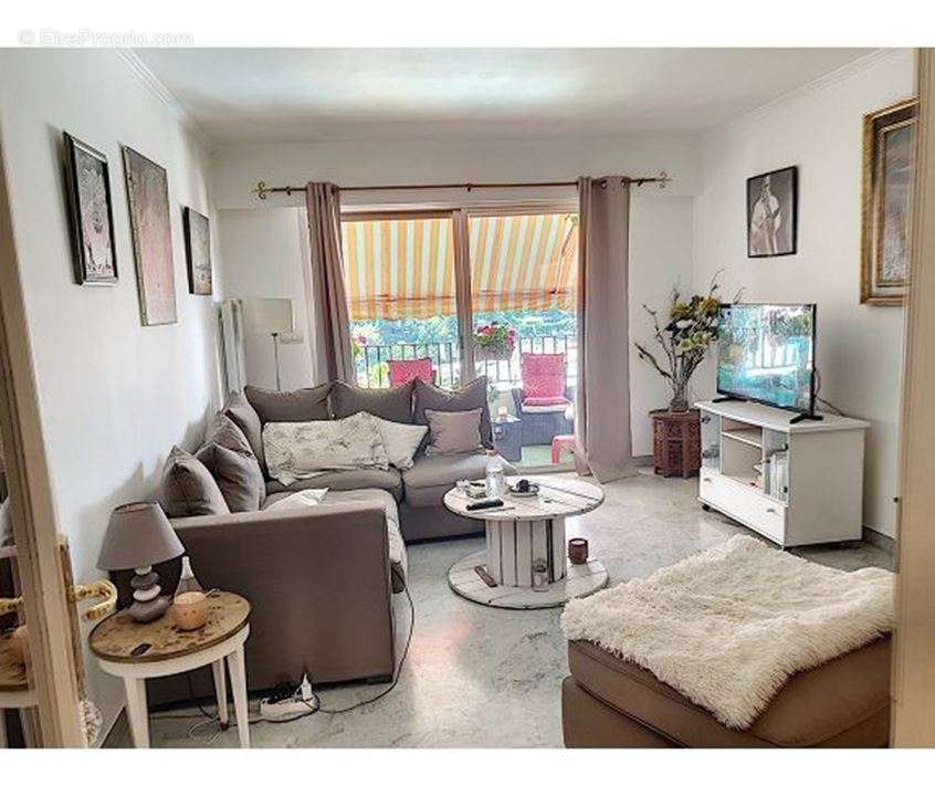 Appartement à LE CANNET