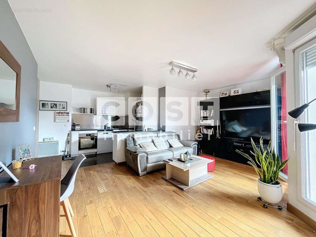 Appartement à BOIS-COLOMBES